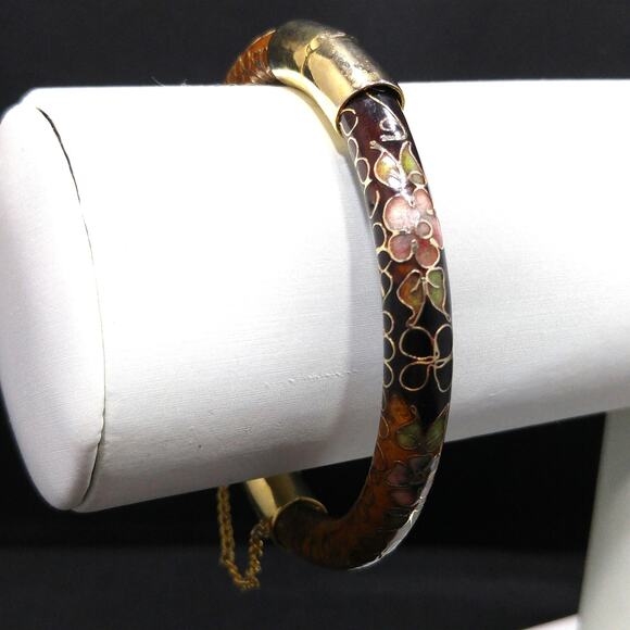 Vintage Hinged Floral Bangle Bracelet, Cloisonne Enamel, Gold Plate Safety Chain - Picture 5 of 10